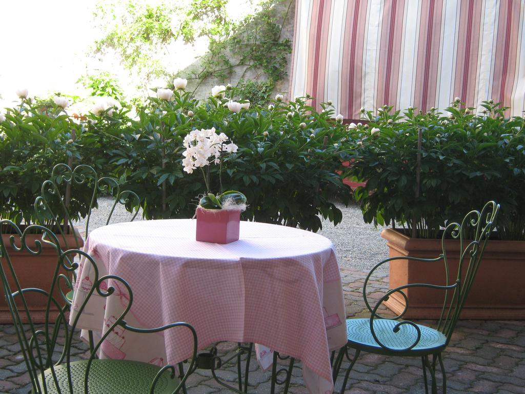 B&B Ristorante Del Monte 콜레레토 지아코사 외부 사진